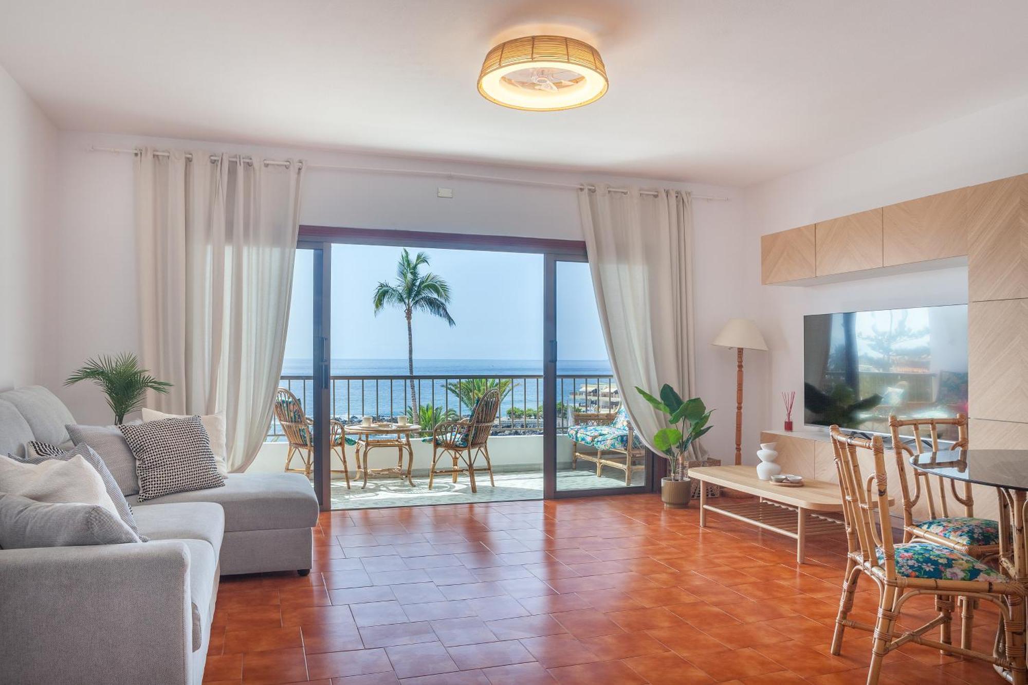 Casa De Franco - Ocean View, Terrace, Balcony, 50M From Playa La Arena, Fibre Net Lejlighed Puerto de Santiago  Eksteriør billede